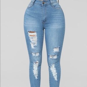 Fashion nova high rise ripped jeans